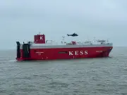 Spezialfeuerwehr auf See: Wie maritime Rettungsteams bei Schiffsbränden und Havarien eingreifen