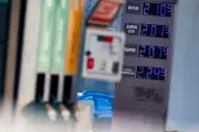 Spritpreise erreichen Rekordhoch - Preisbremse stößt auf breite Ablehnung