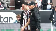 St. Pauli: Hoffnung bei Manolis Saliakas - Verletzung weniger schlimm als befürchtet