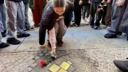 Stolpersteine in Halle erinnern an verfolgte Familie Avemarg unter NS-Regime