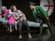 Theater Naumburg bringt Bestseller-Krimi 'Achtsam morden' auf die Bühne