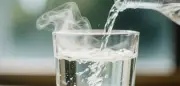 TikTok-Trend: Ist heißes Wasser wirklich so gesund, wie alle behaupten?