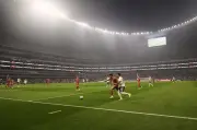 Tragischer Tod überschattet WM-Test im wiedereröffneten Aztekenstadion