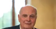 Uli Hoeneß zum Coming-out im Fußball: Bayern würde Spieler unterstützen