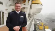 Vom Piloten zum Seefahrer: Ein Aida-Offizier erzählt vom Alltag auf hoher See