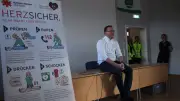 Wariner Bürger lernen lebensrettende Sofortmaßnahmen bei Herzstillstand
