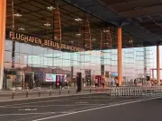 Warnstreik legt Flughafen BER komplett lahm - 57.000 Passagiere betroffen