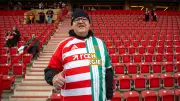 Wiener Super-Fan huldigt Union-Legende Trimmel mit kuriosem Hybrid-Trikot