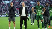 Wolfsburg-Trainer Daniel Bauer vor Job-Endspiel: Kein Champagner-Fußball gegen HSV