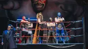 Wrestling-Oper in Berlin: Rossinis Klassiker wird zum Lucha-Libre-Spektakel