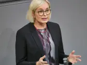 Zentrum für Safe Sport: Staatsministerin Schenderlein drängt auf schnelle Umsetzung