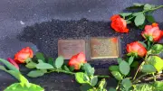 Zwei neue Stolpersteine in Halle: Mahnmale erinnern an jüdische Opfer Elise und Hans Ney