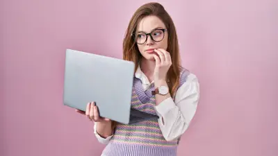 59 Prozent der Deutschen fürchten ihren Job: Neurobiologe erklärt Ursachen und Lösungen