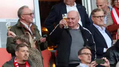 Aberglaube: Hoeneß und Rummenigge fehlen in Paris