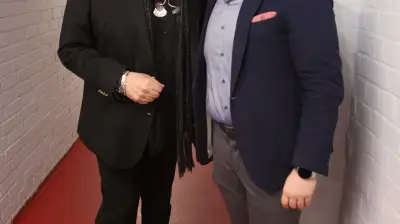 Abschiedskonzert in Rostock: Howard Carpendale beendet Bühnenära mit zehntem Auftritt