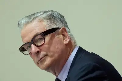 Alec Baldwin nach tödlichem Schuss am Filmset mit neuer Zivilklage konfrontiert