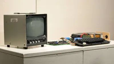 Apple wird 50: Eine Reise durch fünf Jahrzehnte Innovation, Erfolge und Legenden