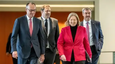 Beamtenbund fordert 1000-Euro-Prämie für Beamte und Minister zur Spritkosten-Entlastung