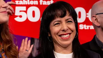 Berliner Linke will 220.000 Wohnungen enteignen: Radikale Kehrtwende