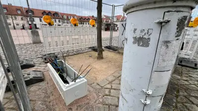 Bernburg sperrt Karlsplatz-Bereiche ab: Sicherheitsmaßnahmen für Markthändler