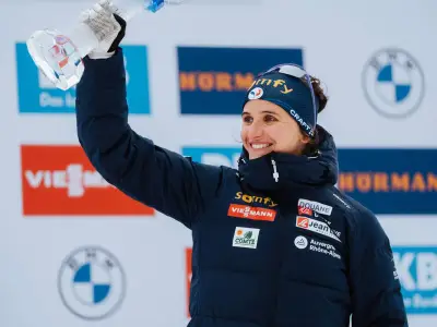 Biathlon-Star Julia Simon: Wie die Kreditkartenaffäre sie stärker machte