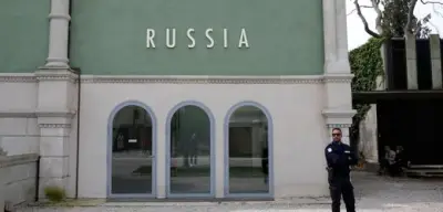 Biennale-Jury tritt geschlossen zurück – Streit um Israel und Russland