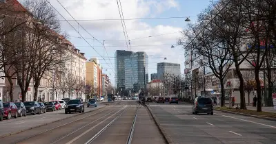 Blutiger Kneipenstreit in München: 45-Jähriger wegen versuchter Tötung in U-Haft