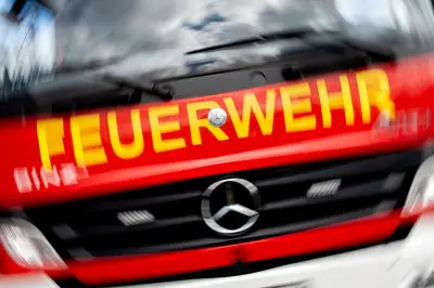 Brand in Algermissen: Wohn- und Geschäftshaus nach Feuer einsturzgefährdet - Bewohner gerettet