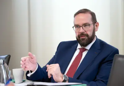 Brandenburgs Bildungsproblem: Zahl der Schüler ohne Abschluss steigt auf 1.900 - Minister setzt auf neues Programm