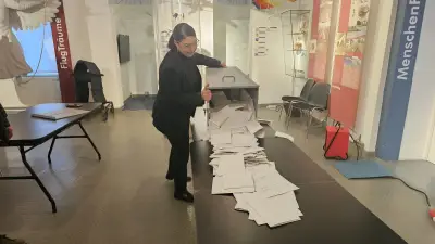 Bürgermeisterwahl in Anklam: Auszählung läuft - Galander oder Valentin?