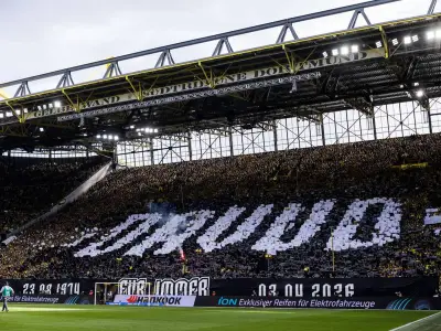 BVB-Gedenken: Emotionale Südtribünen-Choreo für verstorbenen Fan-Projekt-Mitarbeiter