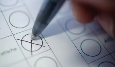 CDU verliert in Berlin-Umfrage an Boden – Dreier-Koalitionen wahrscheinlich