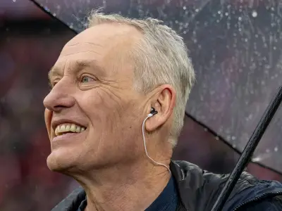 Christian Streich vermisst Trainerbank: „Würde mich verkleiden“ für Stadionbesuch