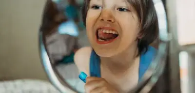 Deutsche Kinder haben ausgezeichnete Zähne, aber Parodontitis bleibt Problem