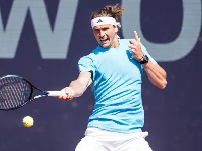 Dominant, ratlos, dominant: Zverev erreicht Halbfinale in München nach Dreisatz-Sieg