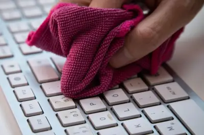 Ekel-Faktor am Rechner: So reinigen Sie Ihre Tastatur richtig
