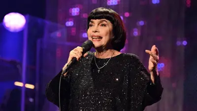Exklusiv: Tickets für Mireille Mathieu in der Elbphilharmonie gewinnen