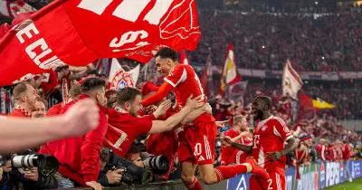 Fan-Exzess nach Bayern-Sieg: Verletzte Fotografen und drohender UEFA-Ausschluss gegen PSG