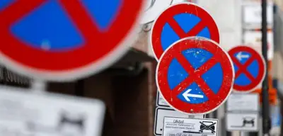 Gerichtsurteil in NRW: Abschleppkosten vorerst nicht erlaubt – Formfehler der Landesregierung