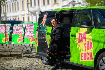 Grüne setzen im Landtagswahlkampf auf farbenfrohe Plakate mit klaren Botschaften