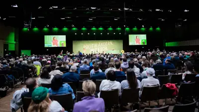 Grünen-Parteitag in Berlin: Klima-Demo zieht Mitglieder weg - nur 950 Teilnehmer