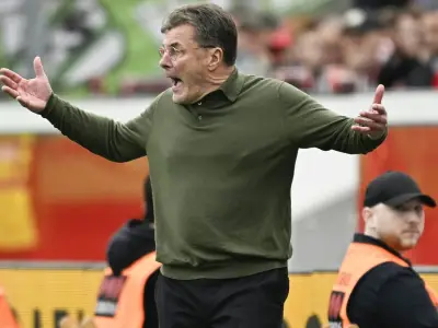 Heckings scharfe Schiedsrichterkritik nach Wolfsburgs Demütigung in Leverkusen