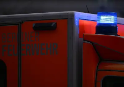 Hochhausbrand in Berlin: Müllcontainer in Flammen - Zwei Schwerverletzte