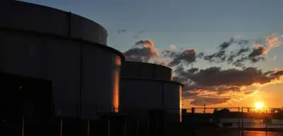 IEA revidiert Prognosen: Ölnachfrage sinkt erstmals seit 2020 durch Golfkrieg