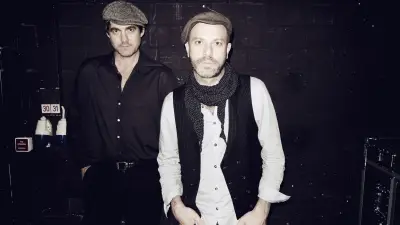 Jan Plewka live und umsonst in Halle beim Zukunftsfestival: Streit und Zuversicht