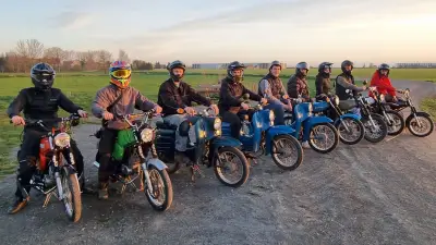 Jugend in Gottenz: Mit Simson und Schwalbe mobil im Saalekreis