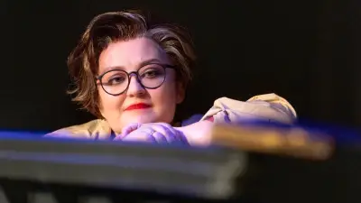 Junges Staatstheater Parchim: „Eine halbe Ewigkeit“ geht weiter – Letzte Vorstellung erst im Juni