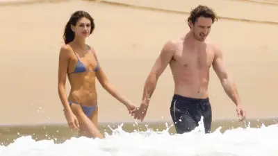 Kaia Gerber und Lewis Pullman: Bauchmuckis im Mexiko-Urlaub