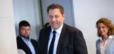 Klingbeil fordert schnelle Entlastungen: Übergewinnsteuer und Preisdeckel gegen hohe Energiepreise