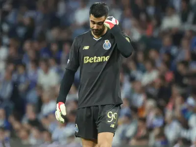 Kurioses Eigentor aus 45 Metern: Nottingham Forest träumt dank Porto-Panne vom Halbfinale